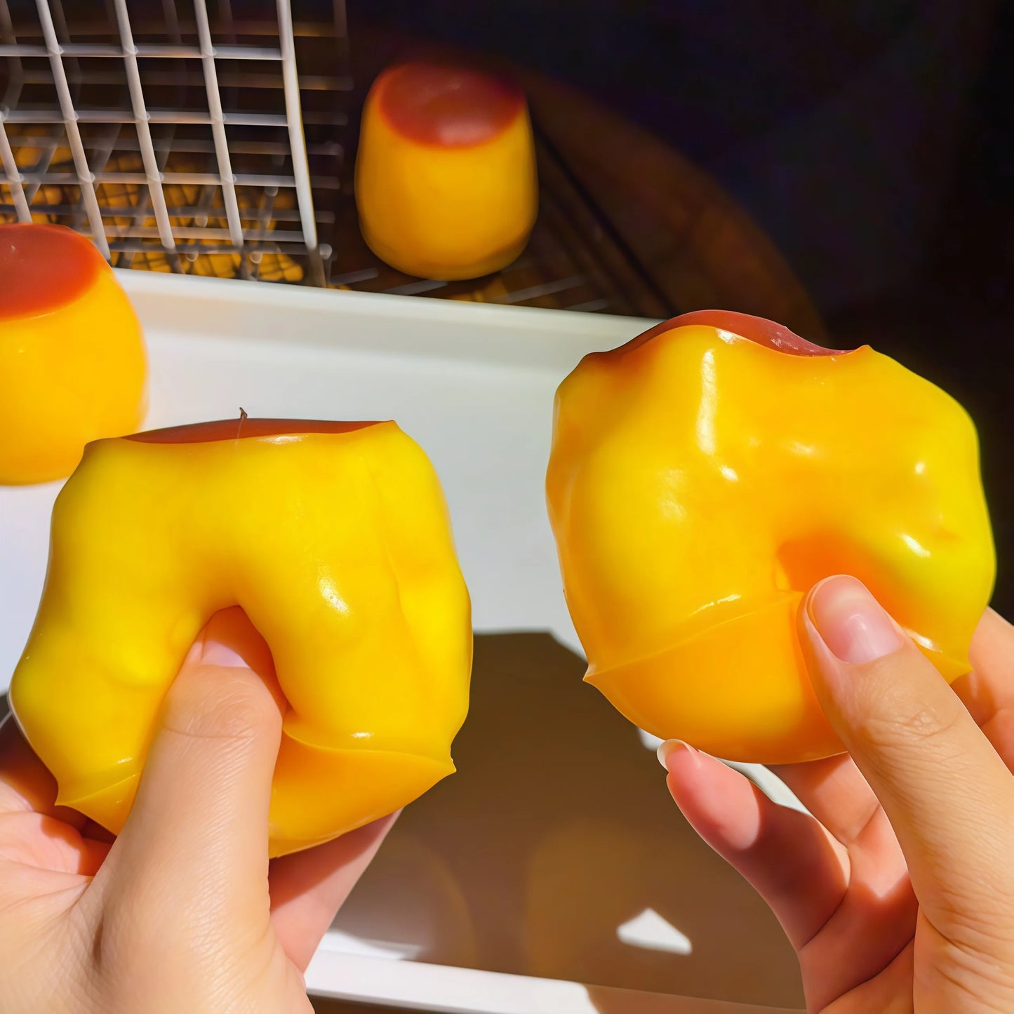 Crunchy pudding squishy
