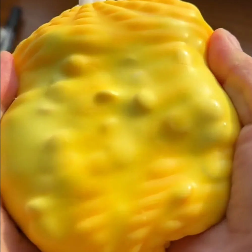 Crunchy moldable corn squishy