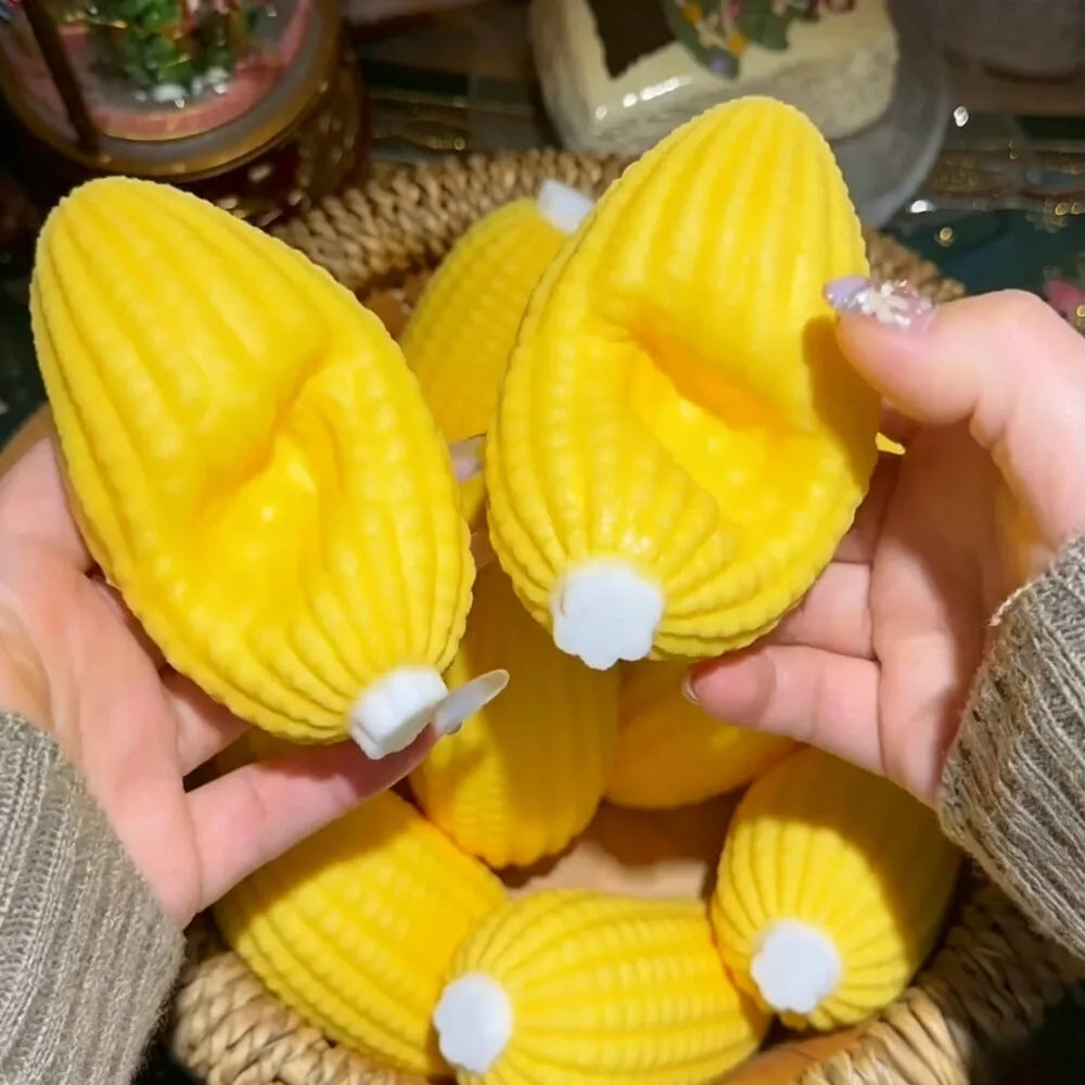 Crunchy moldable corn squishy